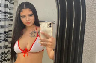 hey babe!! im Delilah come pla... - Image 3