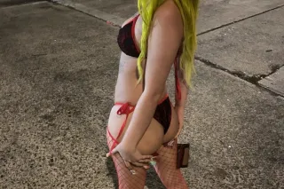 sexy tight wet pussy come see ... - Image 4