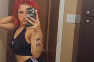 PRETTY BARBIE SEXY WITH IT - Image 5