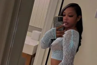 ⭐ 🫧BACK N TOWN✈🏝4'11 Filipino🇵🇭💙 - Image 7