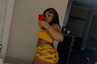 (Here For A Good Time Not A Long Time )Throat Goat Big Booty Chocolate Ebony👅💦 - Image 3
