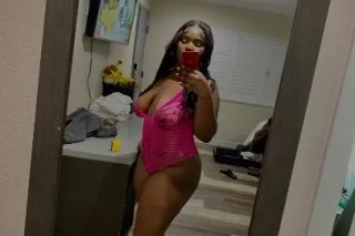 (Here For A Good Time Not A Long Time )Throat Goat Big Booty Chocolate Ebony👅💦 - Image 1