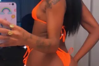 COME ENJOY AND RELAX WITH A HOTTIE😍😜🥵 - Image 3