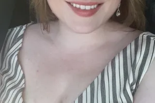 TEXT ONLY!! 🌺 GFE 💖 Horny Fertile All Natural MILF Redhead Small BBW! - Image 2