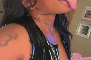 NEW IN THE AREA ❣COME EXPERIENCE THE LONGEST TONGUE IN THE AREA NOW❣💦VIDEO VERIFY AVAIL, IN & OUTCALL AS WELL - Image 3